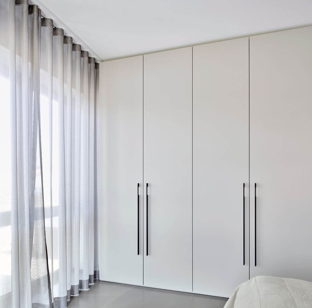 Kleiderschrank