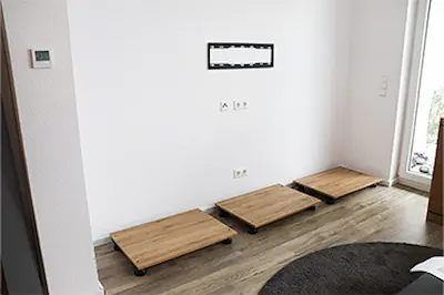Aufbau DJ Sideboard in Holz-Dekor